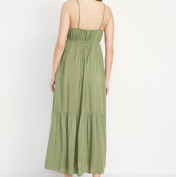 NWOT Old Navy Maxi Dress - Picture 2 of 5